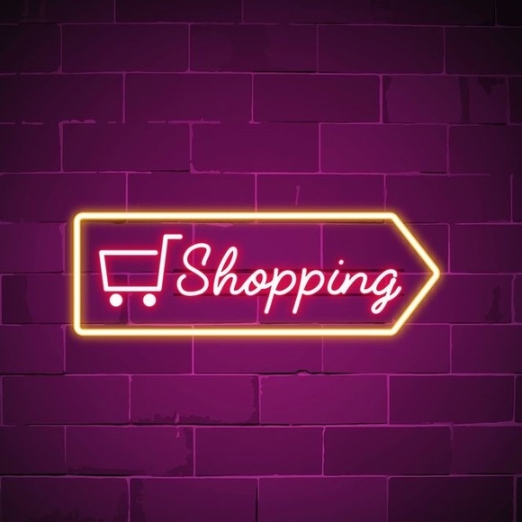 Welcome To Ana’s Closet ! - Picture 4 of 16